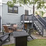 Sojourn\'S Capitol Hill Charmer Superb For Families
